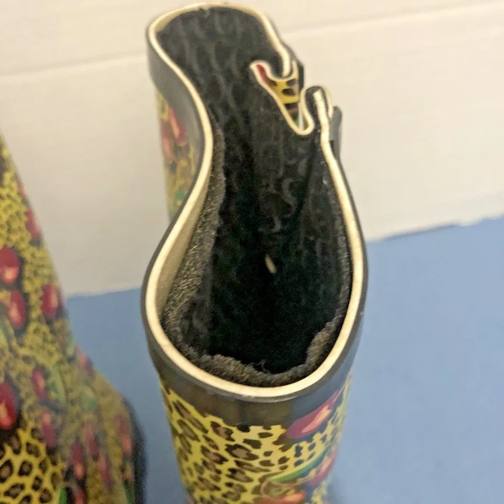 Chooka Girls Cherries on Leopard Print Adjustable Rain Boots‎ - Size 3